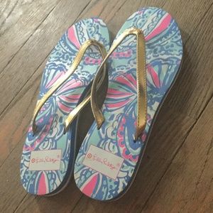 Lily Pulitzer flip flops